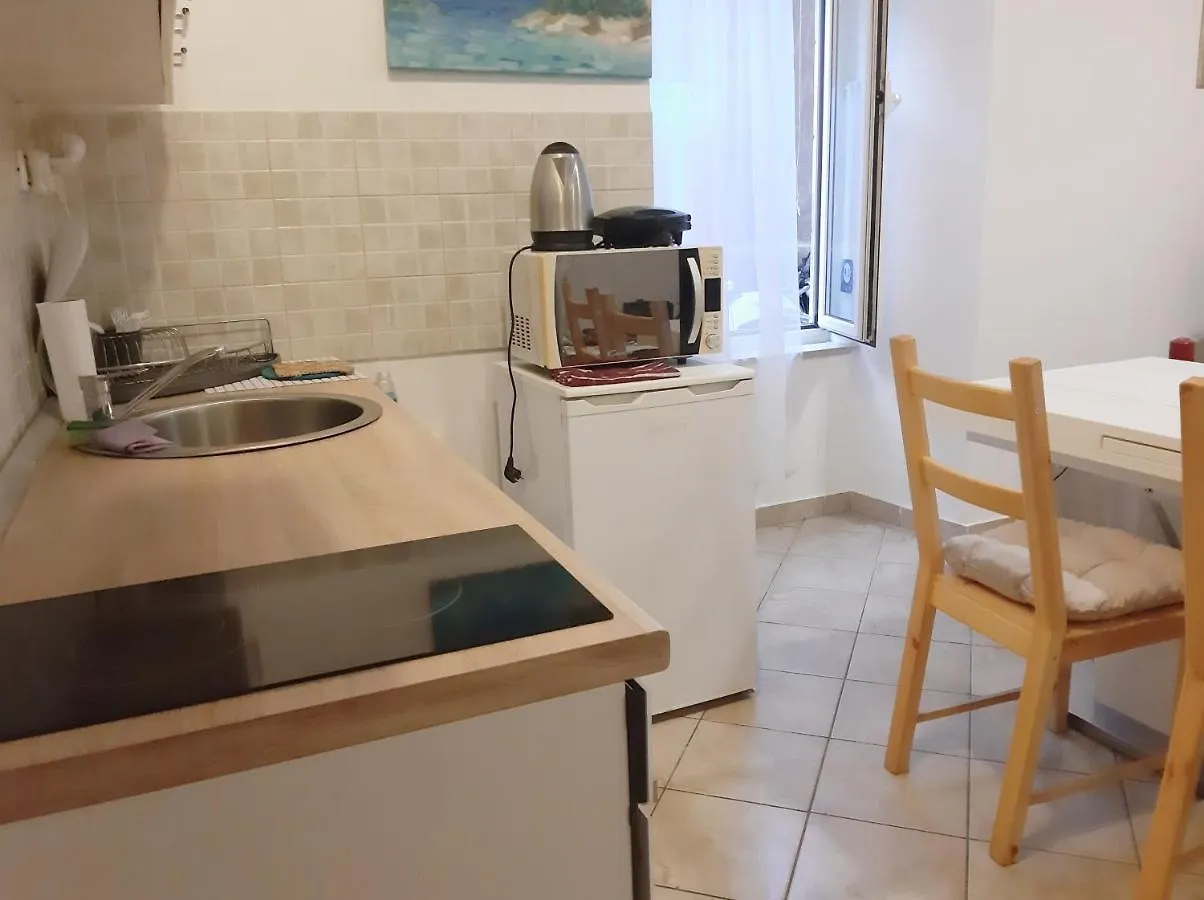 Aquamare Apartment Rijeka 0*,